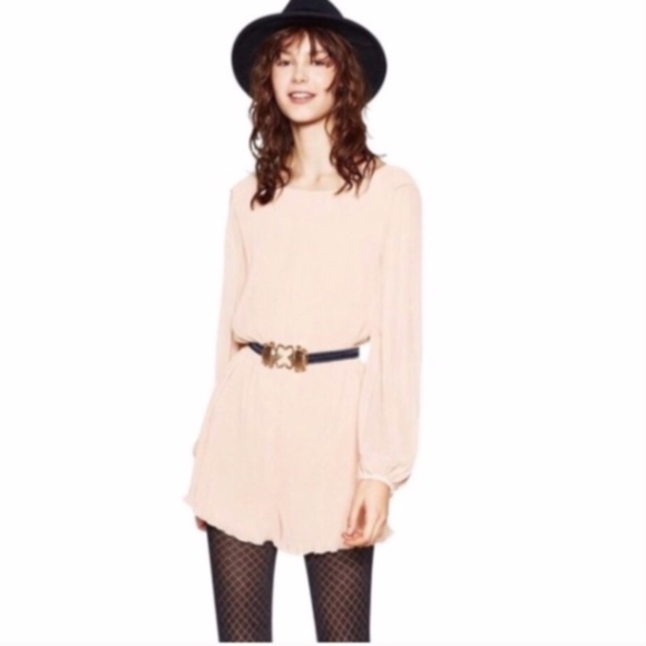 Zara Pants - Zara Pleated Long Sleeve Short Romper Small